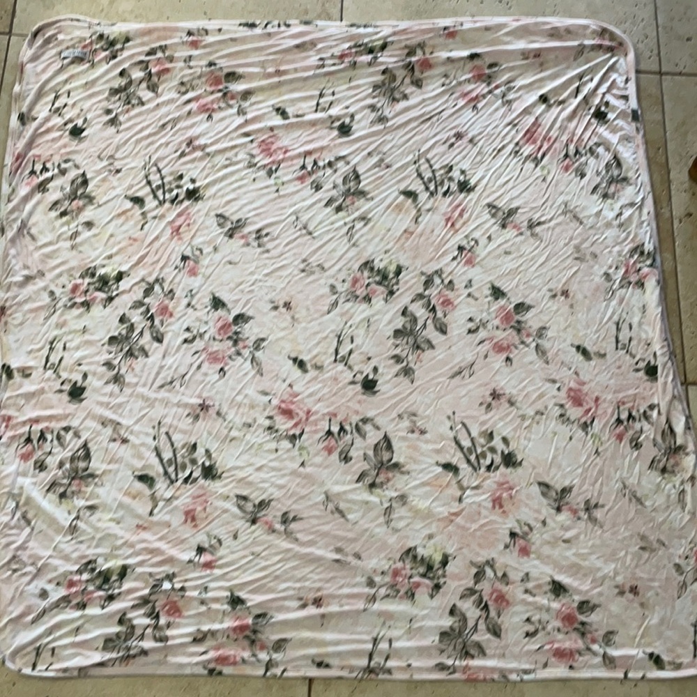 Posh Peanut Blanket
